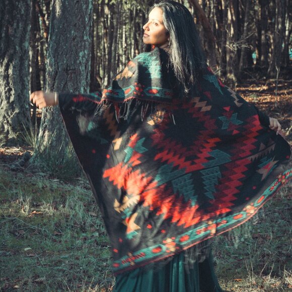 Garage Southwestern Aztec Poncho Wrap Fringe Boho Festival Cape - Picture 5 of 5